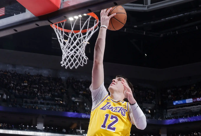 模拟器试玩入口-又一次打出了灾难表现,湖人锋线新援的状态为什么如此起伏不定?