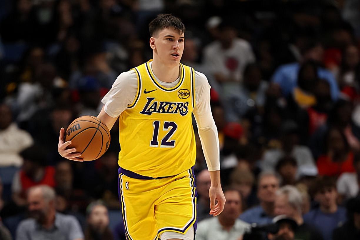 模拟器试玩入口-又一次打出了灾难表现,湖人锋线新援的状态为什么如此起伏不定?