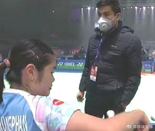 PG电子娱乐官网下载-印度遭狂批!泰国教练戴N95口罩指挥 香港名将吃坏肚子紧急求救|羽毛球|印度公开赛|羽毛球杂志|印度羽毛球公开赛|None_新浪体育_新浪新闻