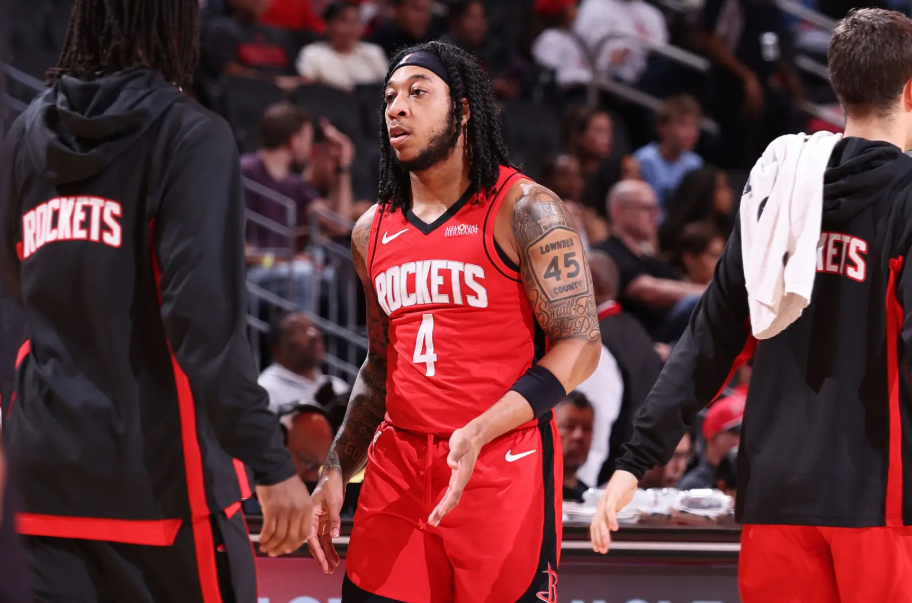 模拟器试玩入口-组织能力出色,防守能力不俗,可惜火箭后场新星还是很难得到机会